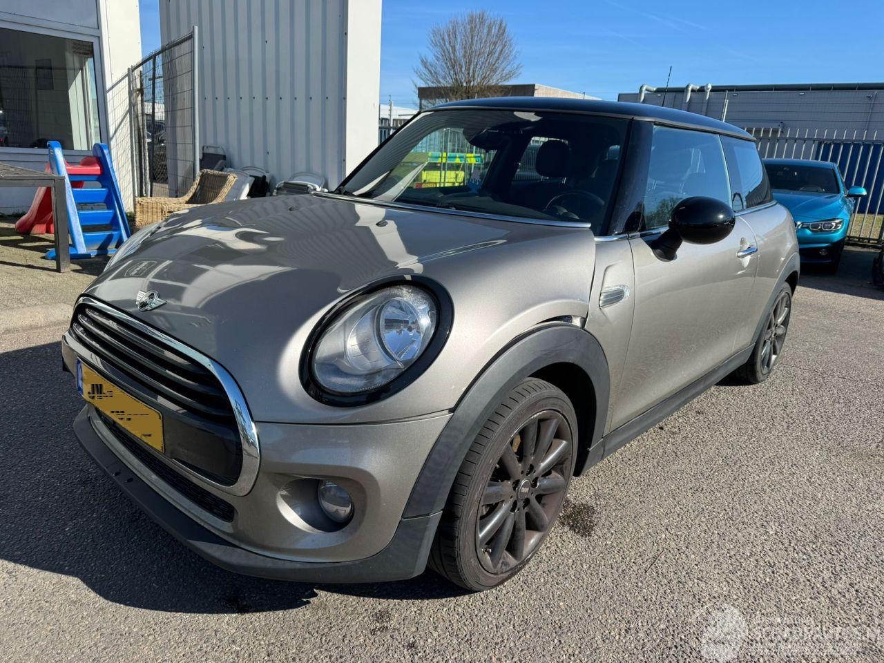Mini Cooper 1.5 Cooper Business