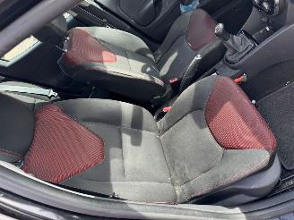 Renault Clio 1.5 dCi ECO Expression picture 16