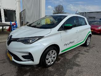 uszkodzony samochody osobowe Renault Zoé R110 Life Carshare 52 kWh 2021/12