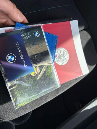 BMW iX2 eDrive20 67 kWh picture 33