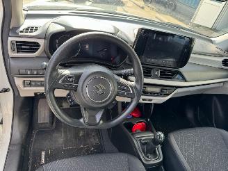 Suzuki Swift 1.2 Comfort Smart Hybrid picture 12