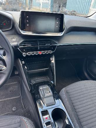 Peugeot e-208 50 kWh Active picture 13