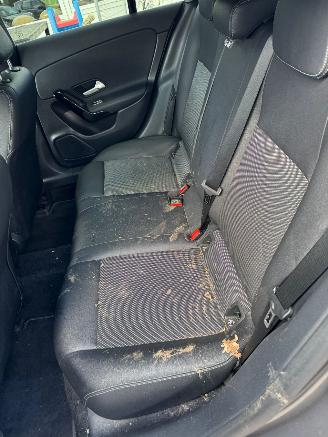 Mercedes Cla-klasse Shooting Brake 180 Advantage picture 14