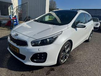 Schadeauto Kia Cee d Sportswagon 1.0 T-GDi GT-Line 2015/9