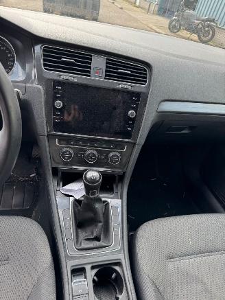 Volkswagen Golf 1.4 TSI Highline picture 11