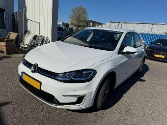 Schadeauto Volkswagen e-Golf e-Golf 2018/1