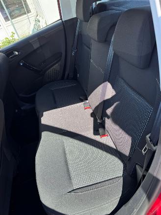 Peugeot 208 1.2 PureTech Allure picture 16