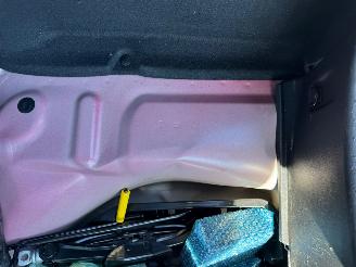 Peugeot 208 1.2 PureTech Allure picture 6