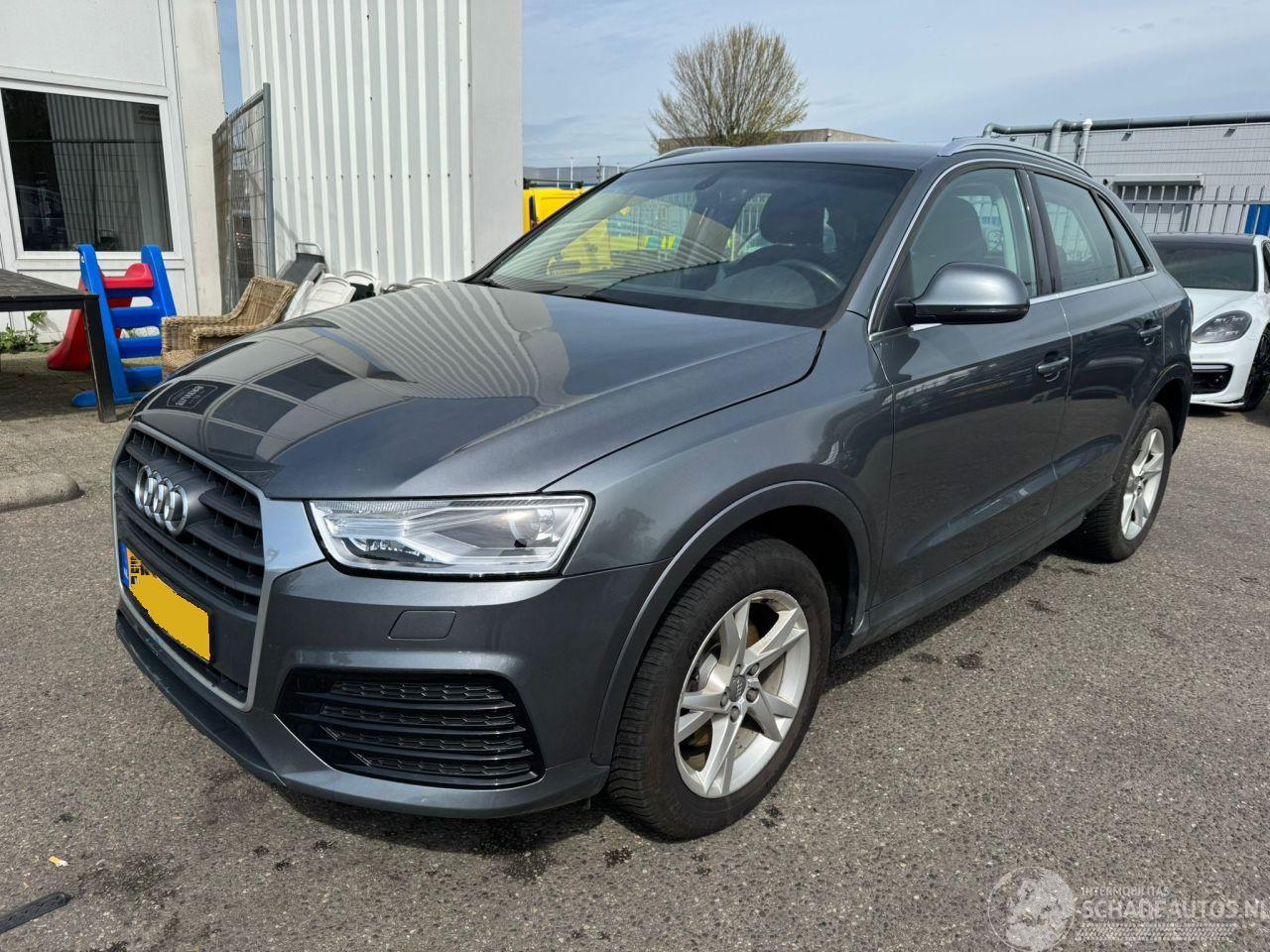 Audi Q3 1.4  AUTOMAAT TFSI CoD Design Pro Line Plus