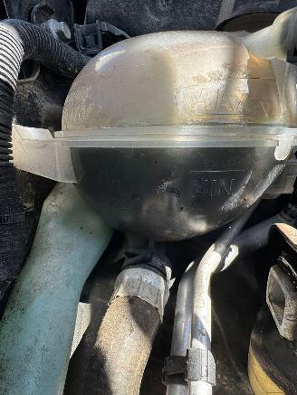 Peugeot 2008 1.2 PureTech GT-line picture 9