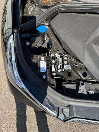 BMW iX1 eDrive20 67 kWh picture 13