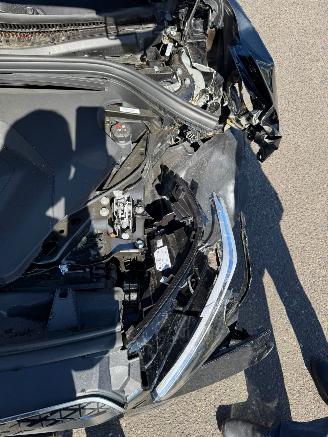 BMW iX1 eDrive20 67 kWh picture 11