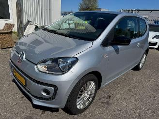 škoda osobní automobily Volkswagen Up! 1.0 groove up! BlueMotion 2014/4