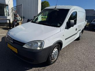 Damaged car Opel Combo 1.3 CDTi Base 2010/10