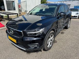 krockskadad bil auto Volvo XC40 2.0  AUTOMAAT T4 Inscription 2019/4