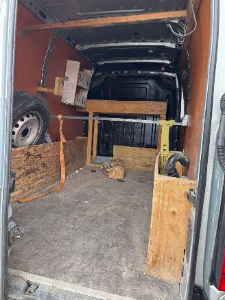 Renault Master 170 PK T35 2.3 dCi L2H3 Stop & Start picture 5