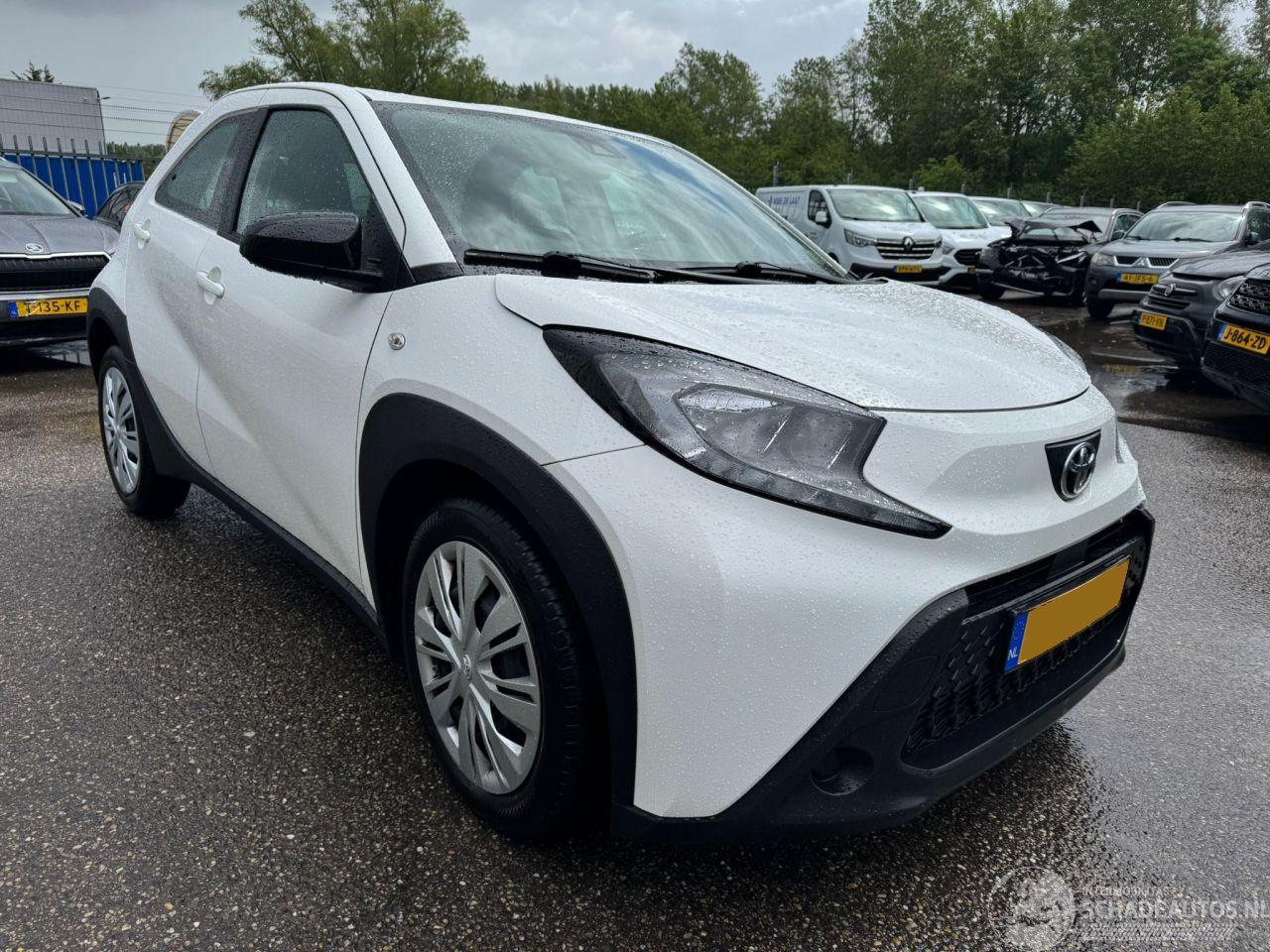 Toyota Aygo 1.0 VVT-i MT Play