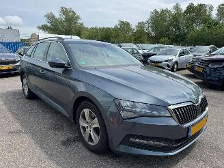 Schadeauto Skoda Superb 1.5 AUTOMAAT  TSI ACT Business Edition 2020/7