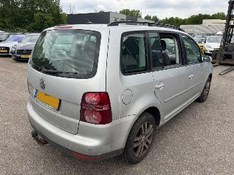 Volkswagen Touran 1.9 TDI Comfortline Business picture 5