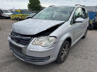Avarii autoturisme Volkswagen Touran 1.9 TDI Comfortline Business 2006/12