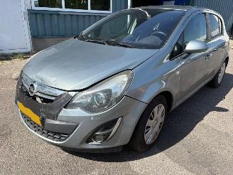 Damaged car Opel Corsa 1.3 CDTi EcoFlex S/S Cosmo 2014/6