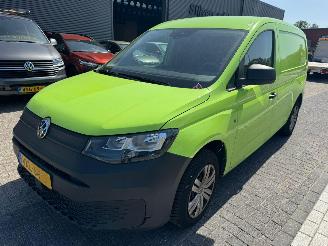 krockskadad bil bedrijf Volkswagen Caddy Cargo Maxi 2.0 TDI 2023/10