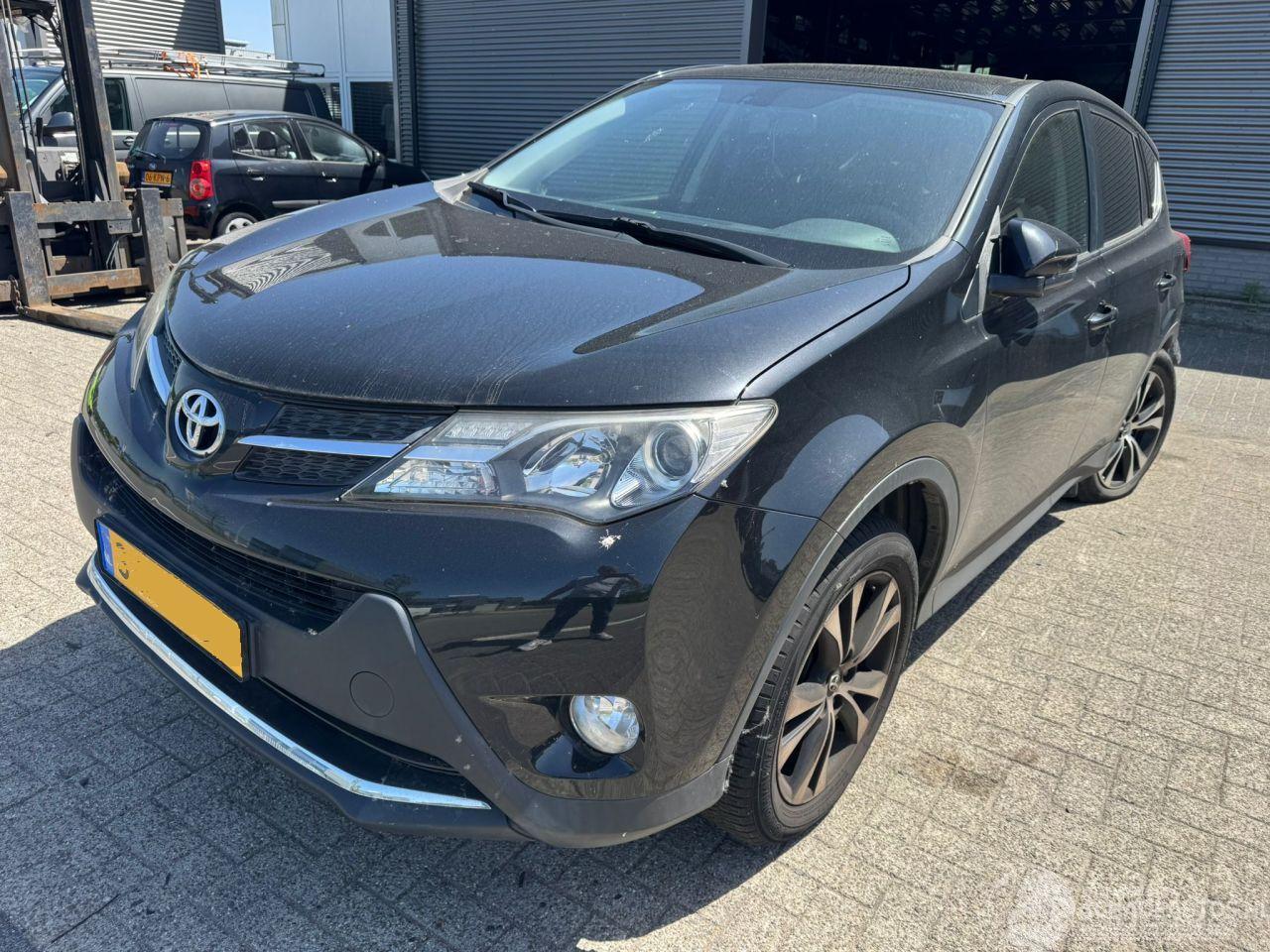 Toyota Rav-4 2.0 Style Top 5 editie 4WD