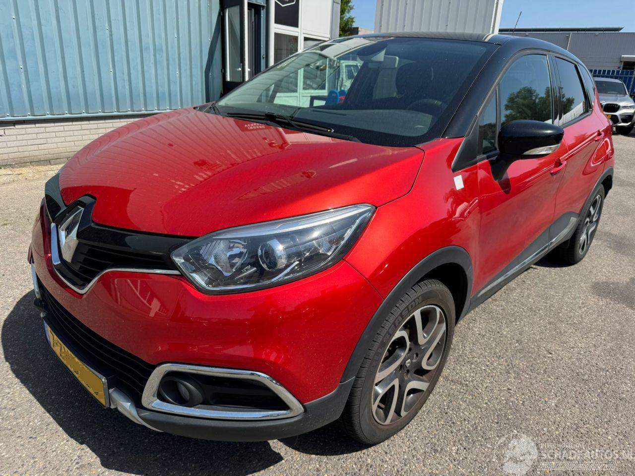 Renault Captur 0.9 TCe Helly Hansen
