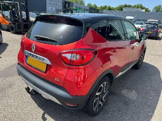 Renault Captur 0.9 TCe Helly Hansen picture 5