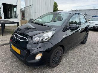 skadebil auto Kia Picanto 1.0 CVVT Comfort Pack 2011/10