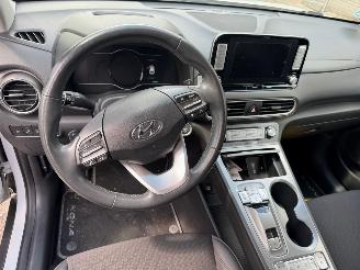 Hyundai Kona EV Premium 64 kWh picture 11