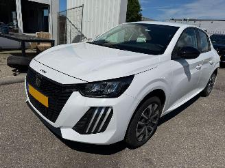 Vaurioauto  passenger cars Peugeot e-208 EV Active 50 kWh 2024/5