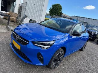 uszkodzony samochody osobowe Opel Corsa-E Elegance 50 kWh 2020/2
