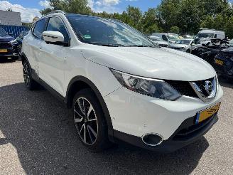 Nissan Qashqai 1.2 Tekna picture 6