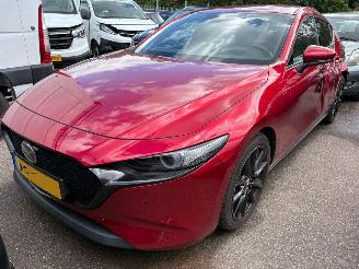 Unfallwagen Mazda 3 2.0 e-SkyActiv-X M Hybrid 180 Luxury 2020/7