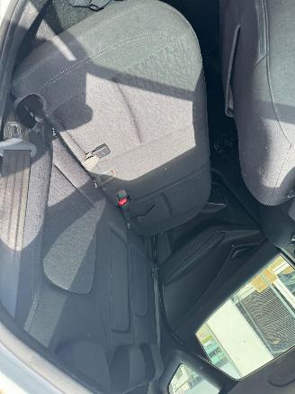Hyundai Ix20 1.4 i-Motion picture 17