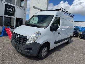 krockskadad bil bedrijf Opel Movano 2.3 CDTI L2H2 2010/8
