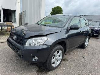 Schadeauto Toyota Rav-4 2.0 AUTOMAAT VVTi Executive 2008/9
