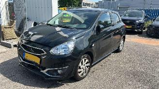 uszkodzony samochody osobowe Mitsubishi Space-star 1.2  AUTOMAAT Life 2017/3