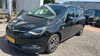 Voiture accidenté Opel Zafira Tourer 2018/9