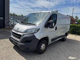skadebil motor Peugeot Boxer 330 2.0 BlueHDI L1H1 Pro 2018/1
