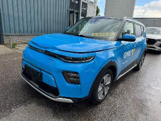 Unfallwagen Kia E-Soul ExecutiveLine 64 kWh 2023/4