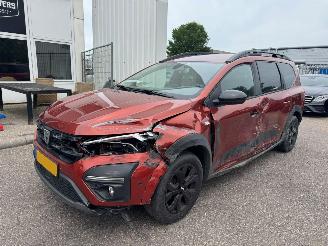 Damaged car Dacia Jogger 1.0 TCe 100 Bi-Fuel Extreme 5p. 2022/3