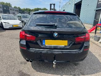 BMW 5-serie Touring 518d AUTOMAAT  Luxury Edition picture 4
