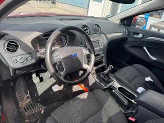 Ford Mondeo Wagon 2.0-16V Limited picture 10