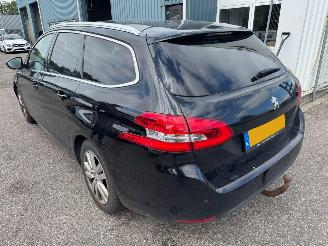 Peugeot 308 SW 2.0 BlueHDI Blue Lease Executive picture 3