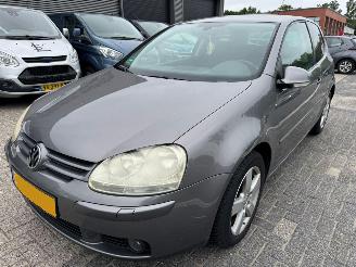 Schadeauto Volkswagen Golf 1.4 Easyline 2007/11