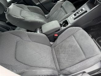 Volkswagen Golf 1.0 AUTOMAAT eTSI Life Business picture 15