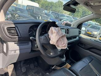 Toyota Proace Worker 2.0 D-4D Professional Long picture 14