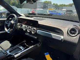 Mercedes EQB 300 4MATIC AMG Line 67 kWh picture 16